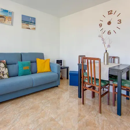 Апартаменты In For Six People, Cleaning Included *