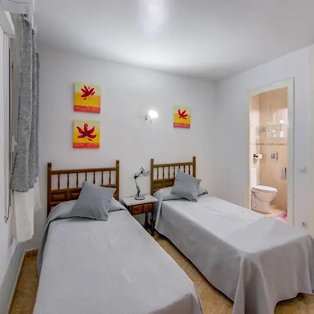 In For Six People, Cleaning Included * Льорет-де-Мар